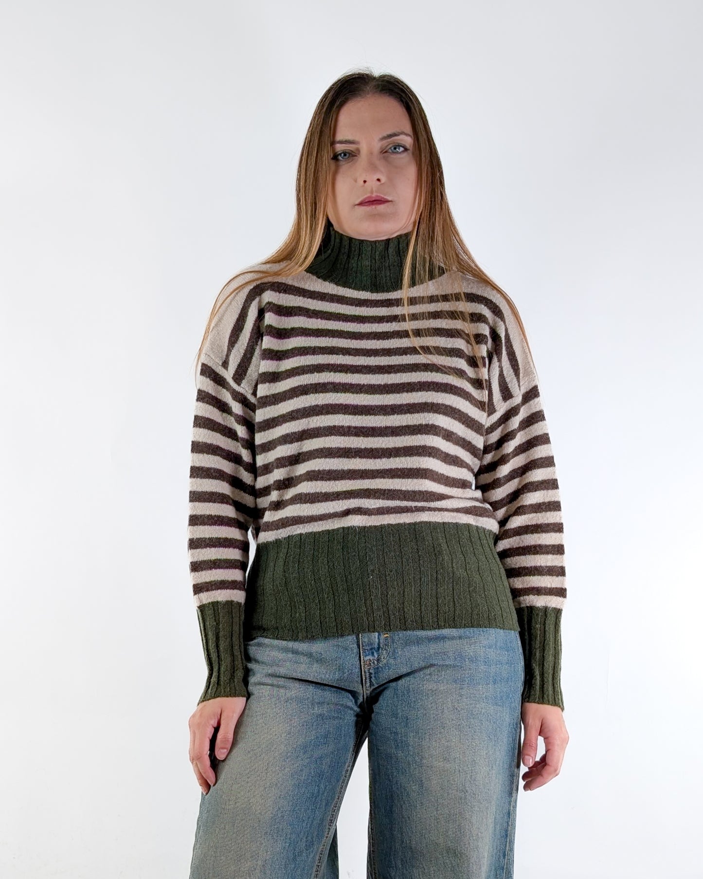 AI25 Susy Mix Maglia M92112 Verde Militare